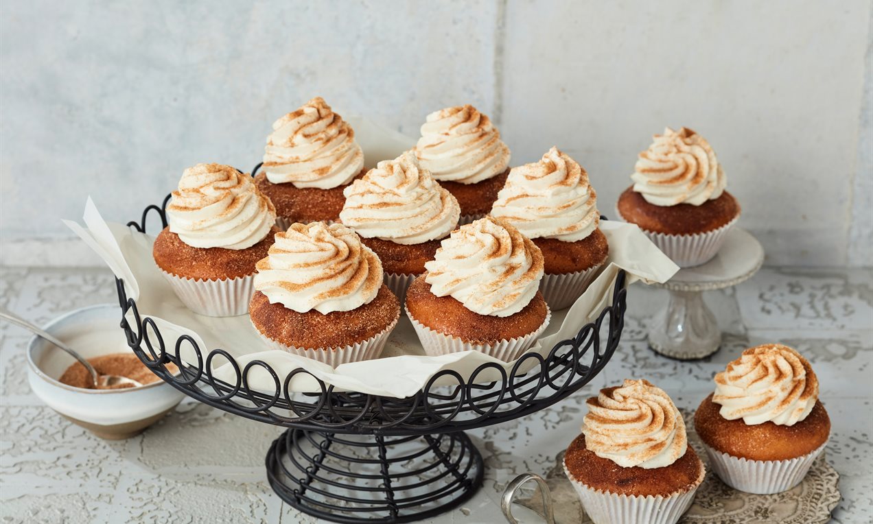 Churro Cupcakes QF hero1 15316 Dr. Oetker