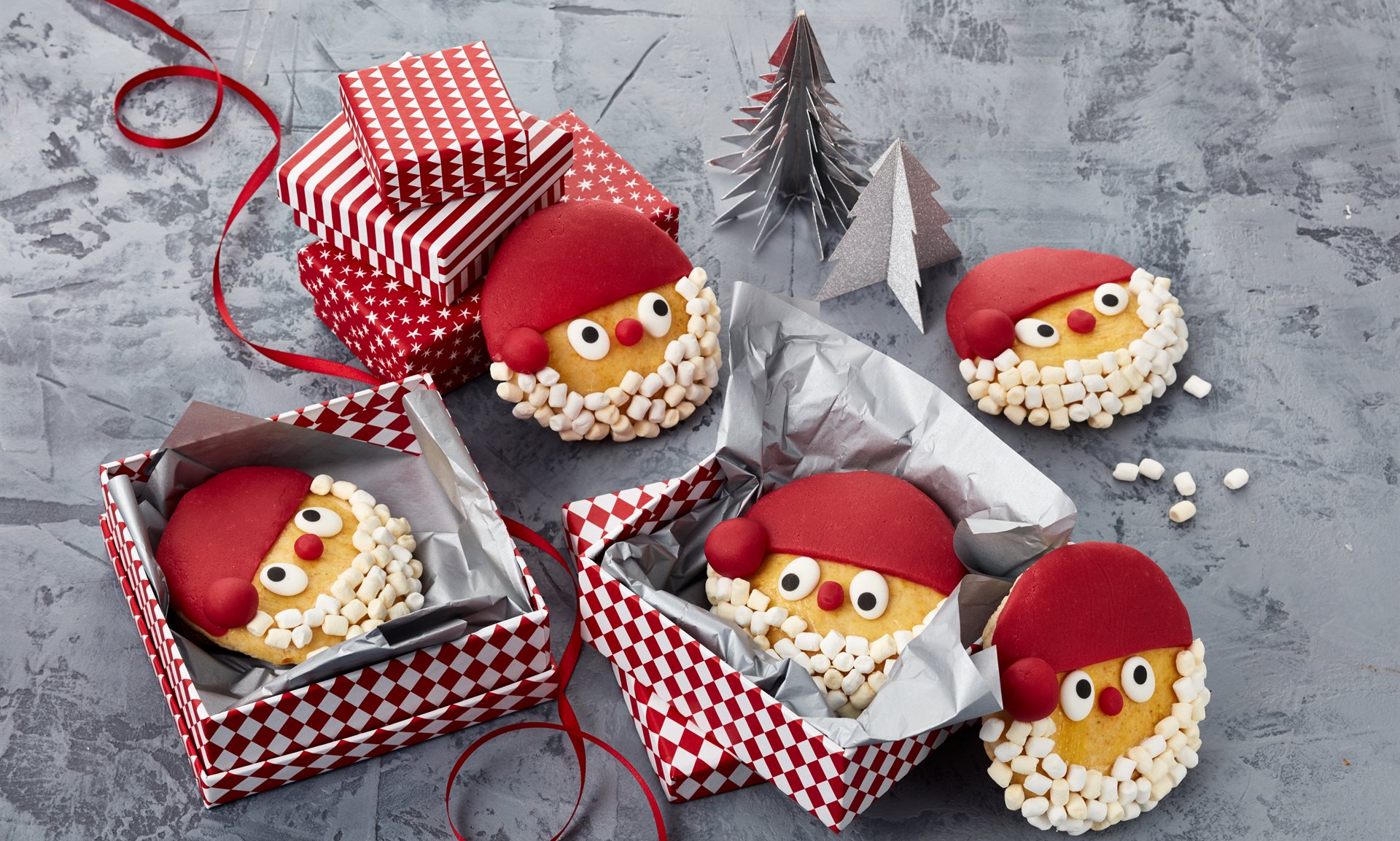 beleuchteter kranz Kaemingk Weihnachtskranz 40 x 8 cm Grün, 50 LED, batteriebetrieben multi main image 0