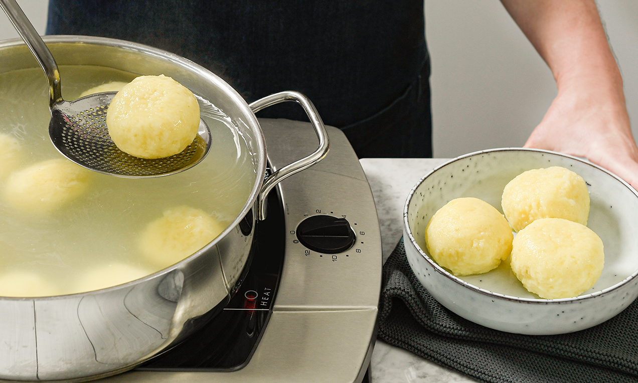 Picture - Knödel Schaumkelle raus DSC3917 Ausschnitt