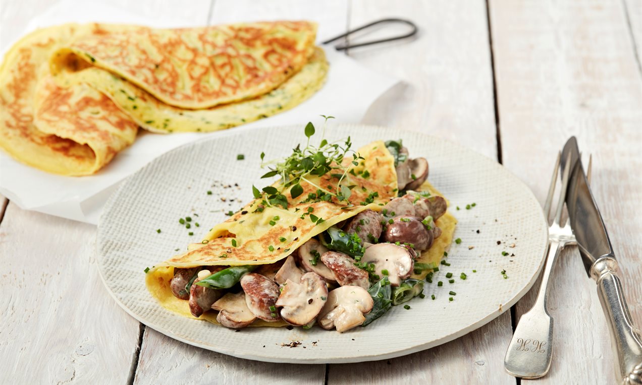 Kräuterpfannkuchen mit Champignon-Würstchen-Füllung QF 5163