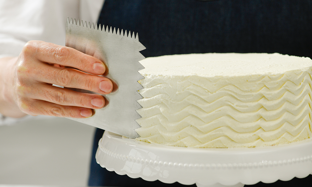 Mascarpone-Torte mit Früchten step 4175 ret ausschnitt
