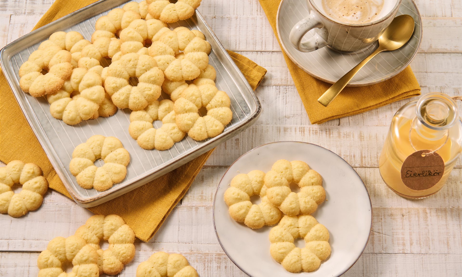 Eierlikörplätzchen aus der Gebäckpresse