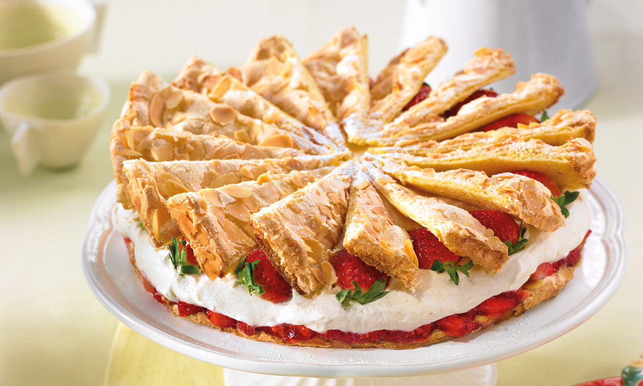 Picture - Erdbeer-Schneetorte quer.jpg