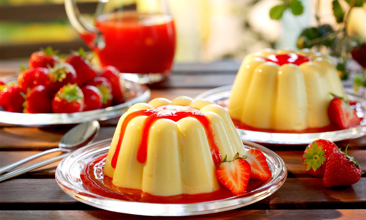 Picture - Vanille-Pudding mit Erdbeersoße.jpg