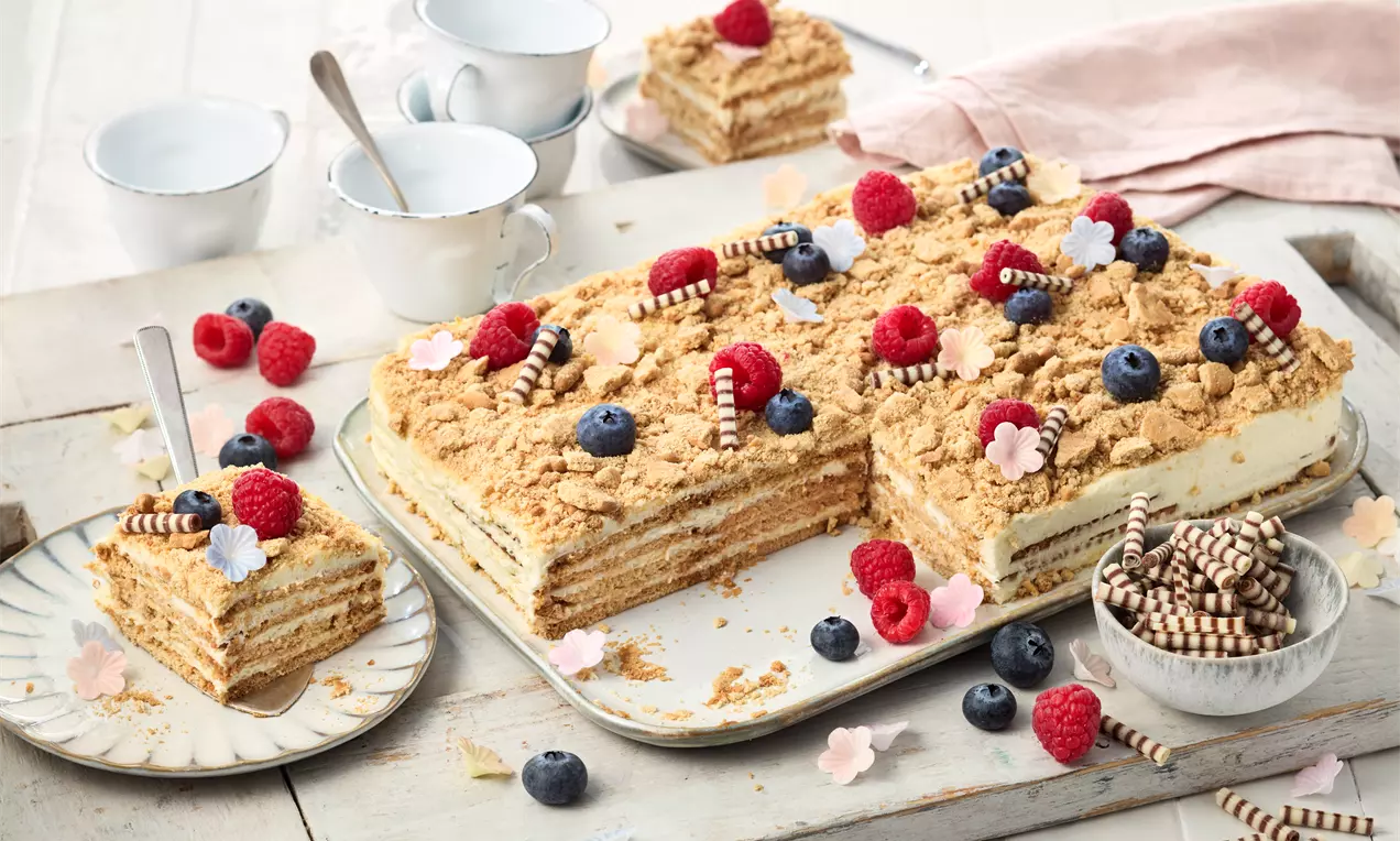 Cremiger Milchmädchen Kuchen ohne Backen mit Frischkäse, Butterkeksen und Vanille – einfaches Rezept für schnellen Genuss, perfekt für Gäste, Geburtstage oder als süßer Nachtisch