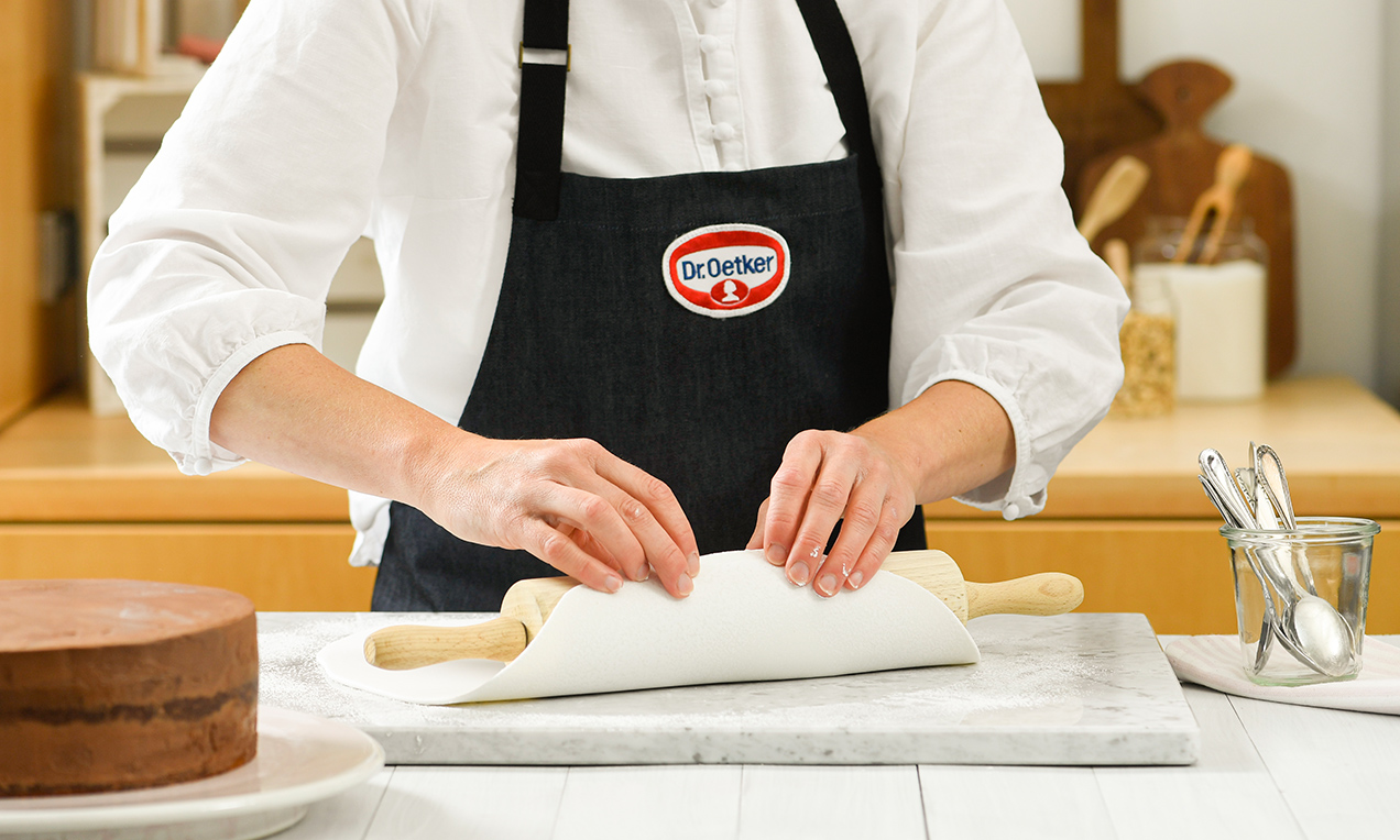Fondant ausrollen Ausschnitt DSC6606