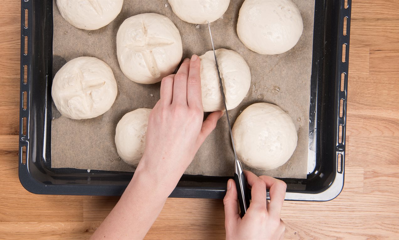 Laugenbrötchen Rezept | Dr. Oetker
