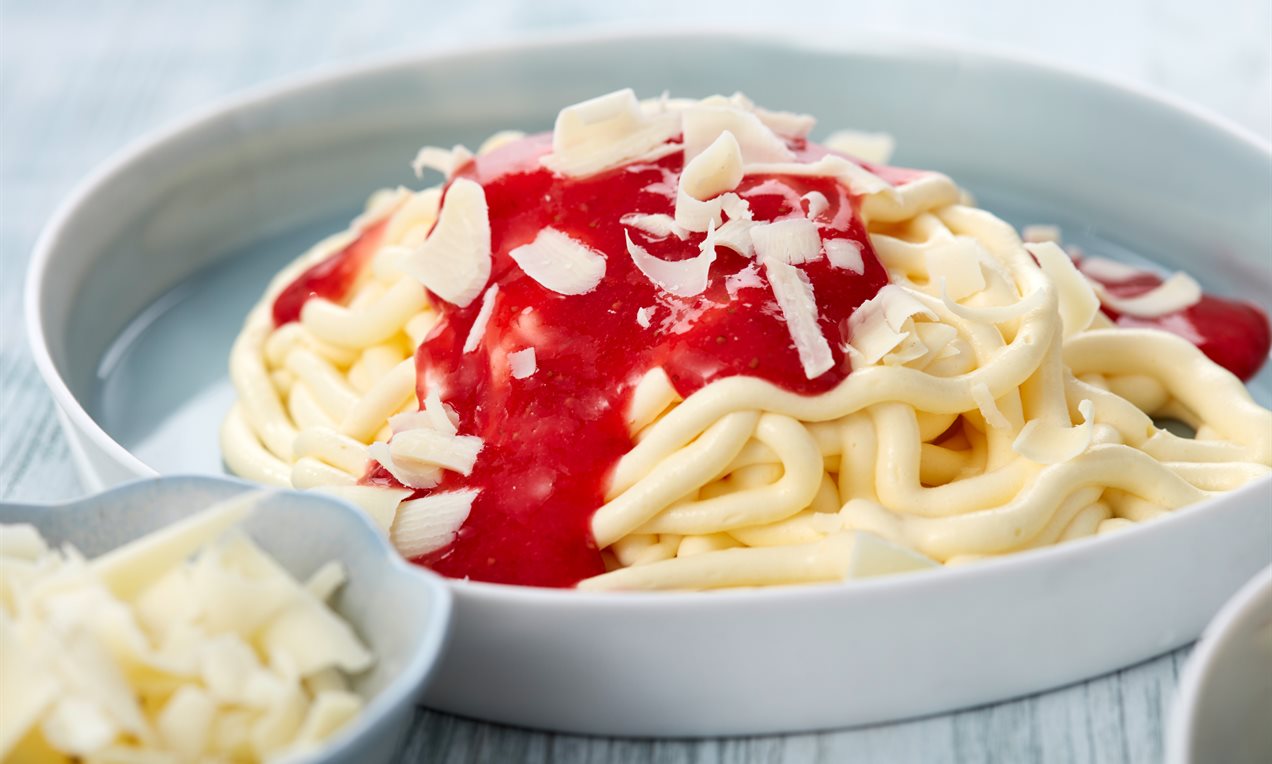 Spaghetti-Eis-Dessert QF Detail 1573