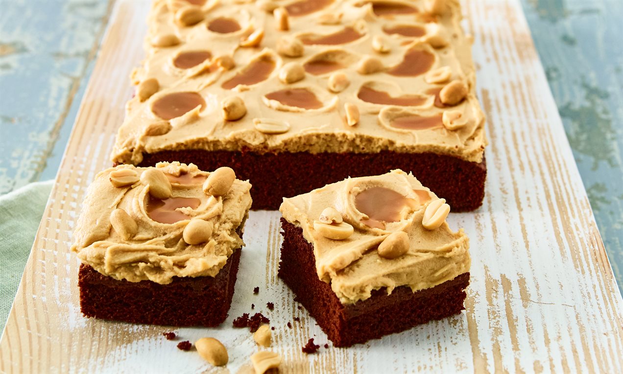 Brownies mit Erdnuss-Karamell-Topping Dr. Oetker Feindaten quer.jpg