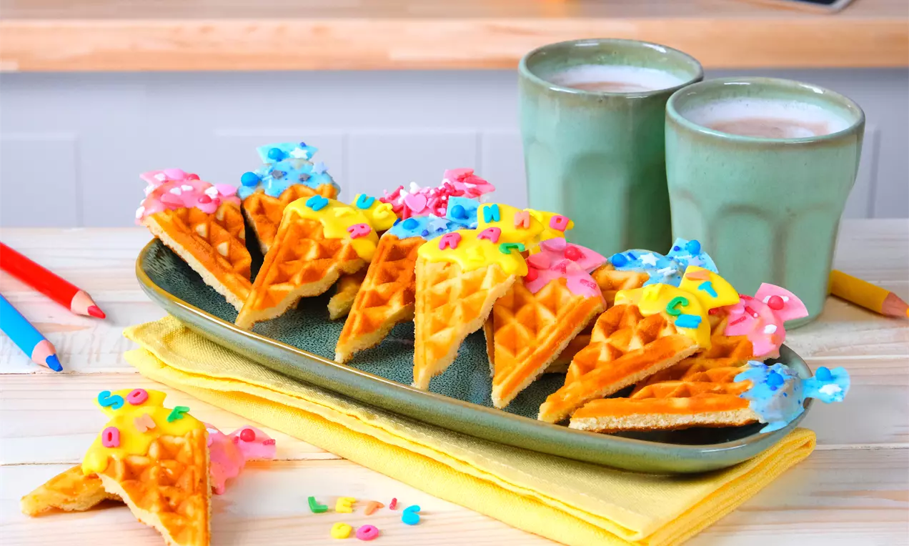 Entdecke das Waffelschultüten Rezept für süße Schultüten-Waffeln, die Spaß machen – perfekt zum Schulanfang und zum Genießen zuhause.