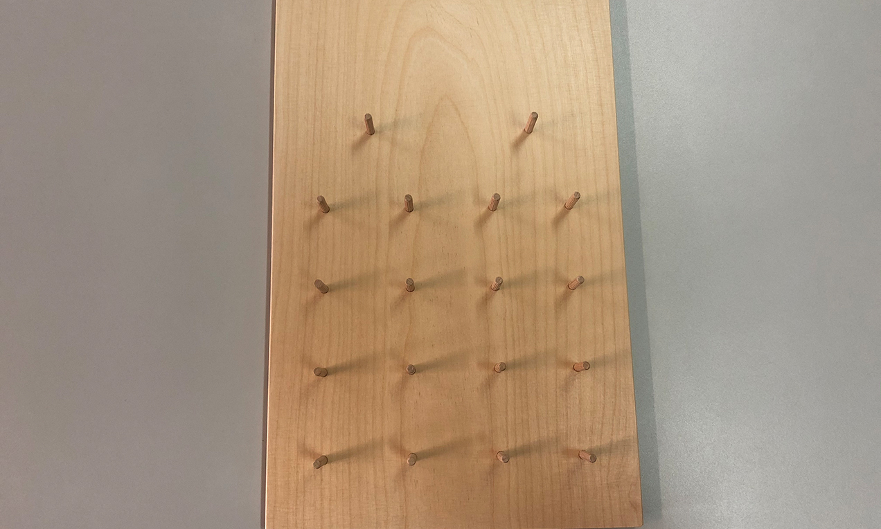8Gugelhupf-Wall Material Brett mit Pins Ausschnitt